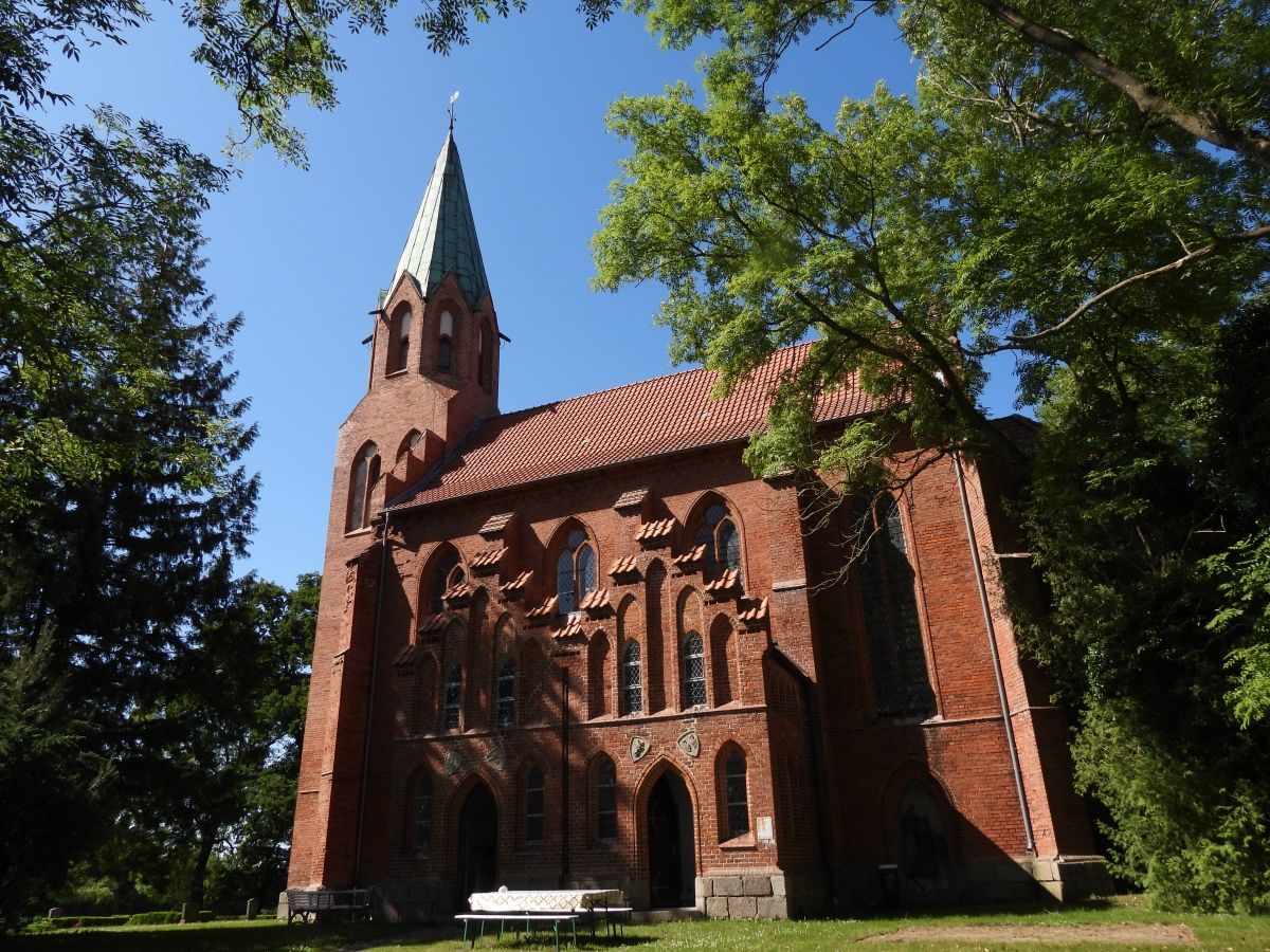 Kirche Pantlitz