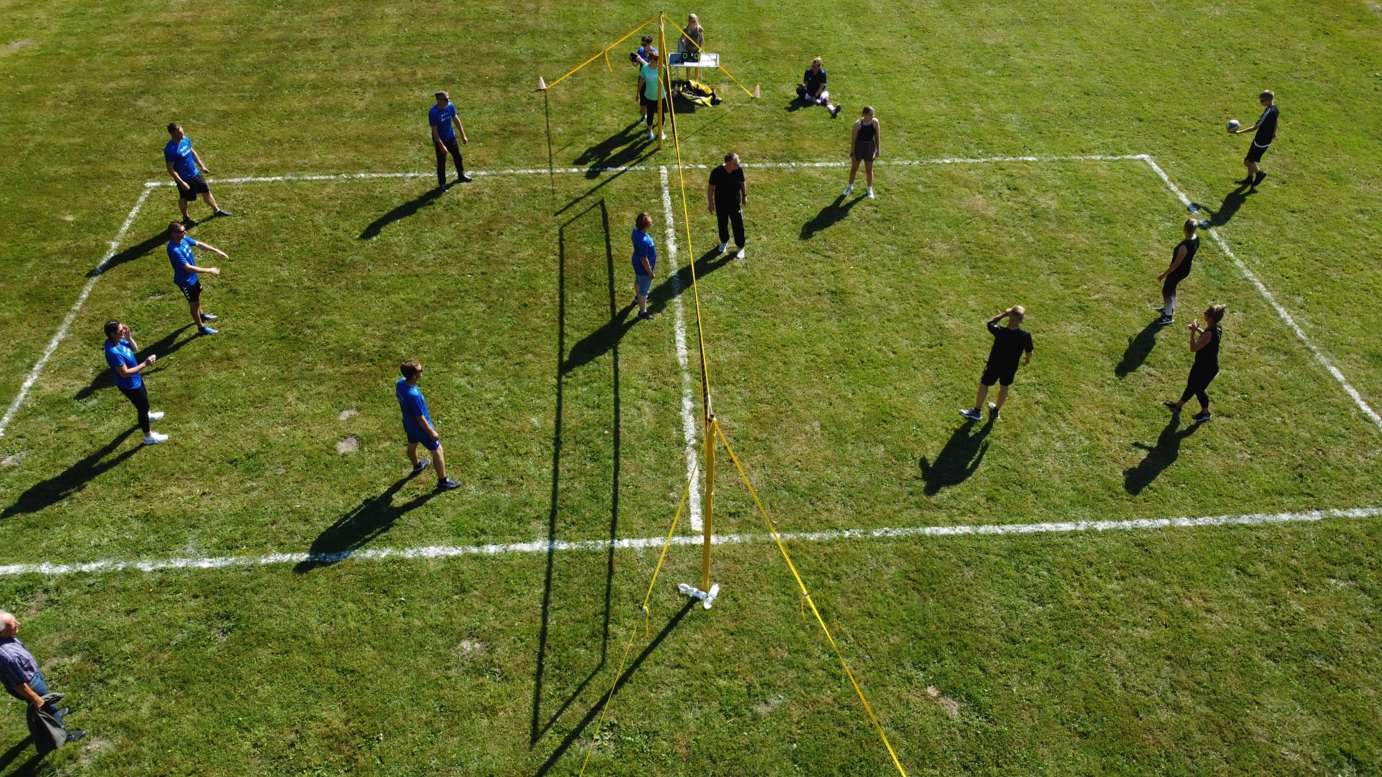 6. Juli | Spaß-Volleyballturnier der Straßenzüge